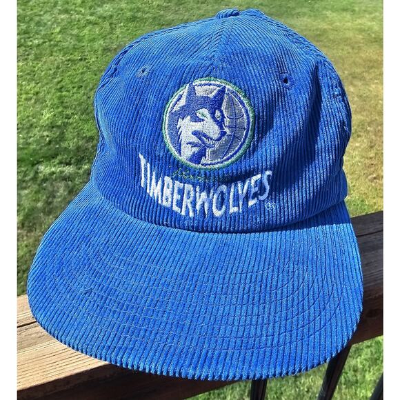 Vintage Minnesota Timberwolves Hat Men Corduroy Twins Of Boston Snap Back Cap - Picture 1 of 7
